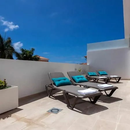 Palm Breeze Villa